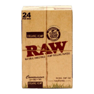 RAW ORGANIC PAPERS CONNOISSEUR 1 1/4 SIZE + TIPS - 24 PER BOX
