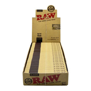 RAW CLASSIC PAPERS 1 1/4 SIZE - 24 PER BOX (50 LEAVES PER PACK)